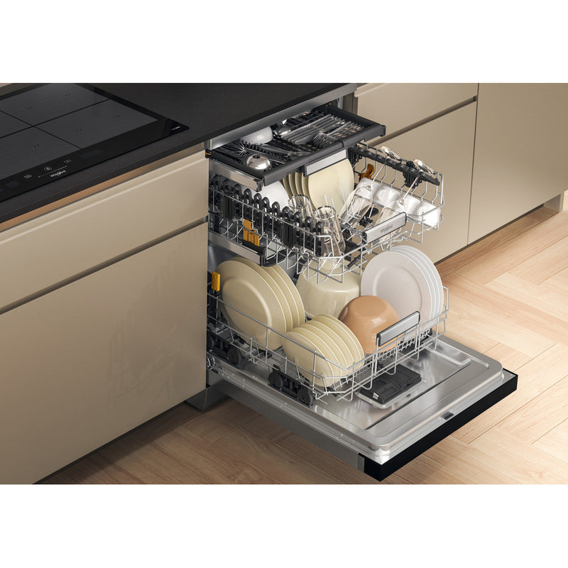 Load image into Gallery viewer, Whirlpool Freestanding MaxiSpace Dishwasher with Flexible 3rd Rack | 15 Place Setting | B Rated | W7F HS51 X UK
