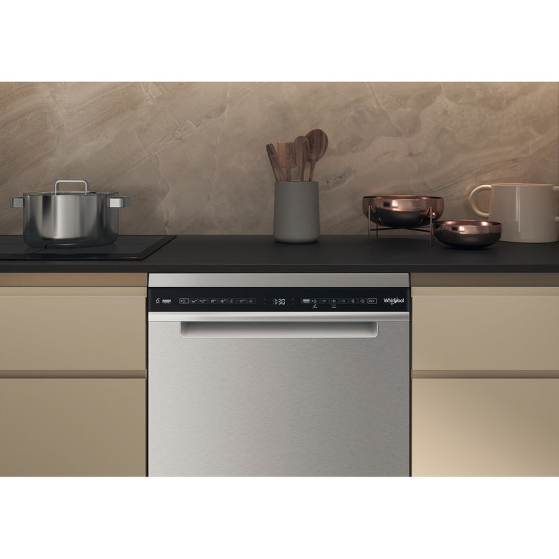 Load image into Gallery viewer, Whirlpool Freestanding MaxiSpace Dishwasher with Flexible 3rd Rack | 15 Place Setting | B Rated | W7F HS51 X UK
