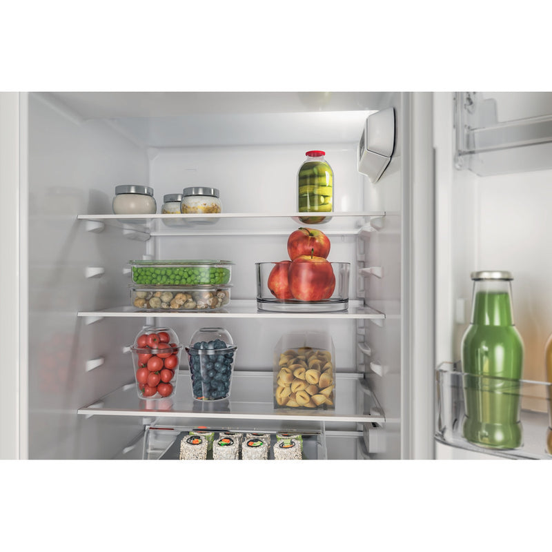 Load image into Gallery viewer, Whirlpool Built-in Low Frost Fridge Freezer | White | 70/80 Split | WHC18D041A1
