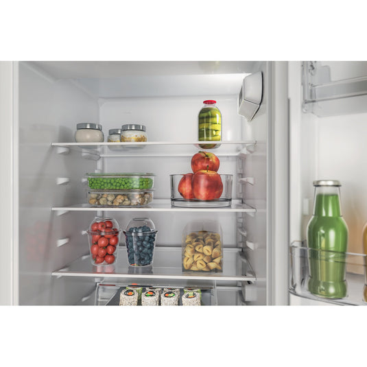 Whirlpool Built-in Low Frost Fridge Freezer | White | 70/80 Split | WHC18D041A1